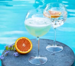 Set of 2 Floating Wine Glasses